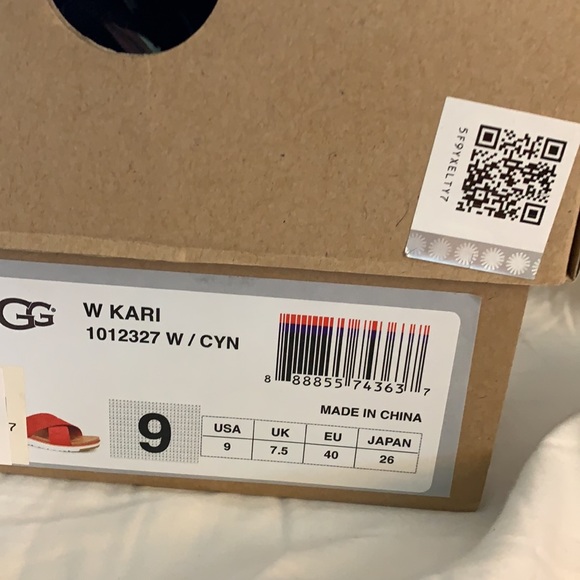 Ugg sandal - Picture 3 of 4